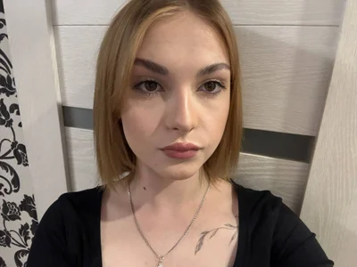 MargotHalo - Girl 