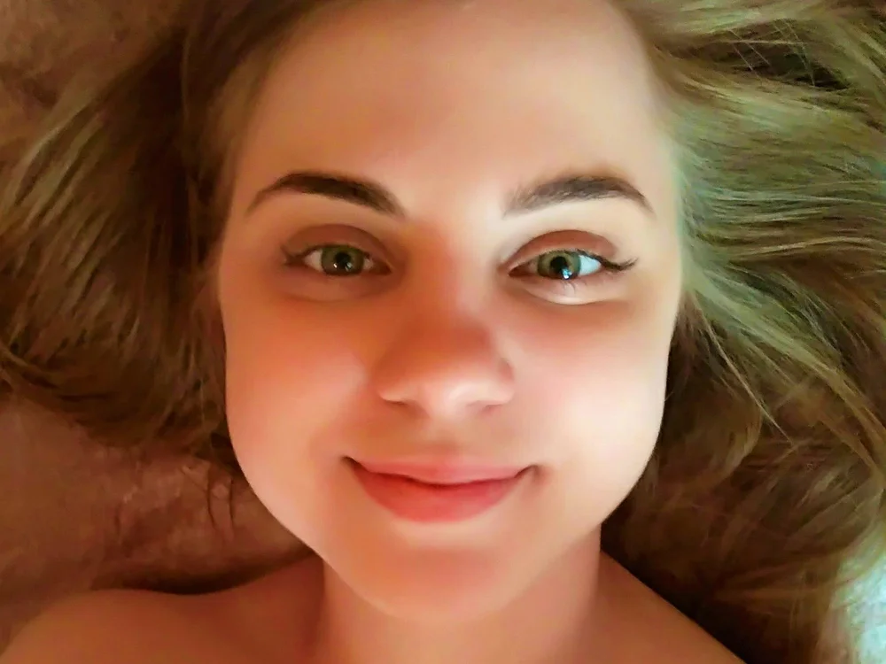 Emily_Fenix's Offline XXX Chat