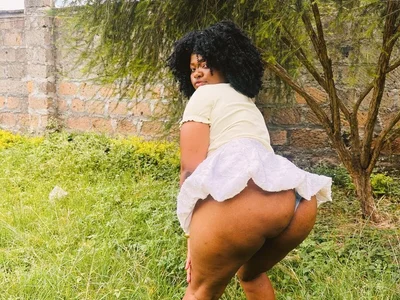 Lillybee74