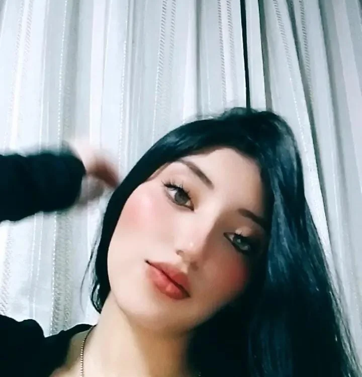 _katalina_santana_ Adlı Modelin Çevrimdışı XXX Sohbeti