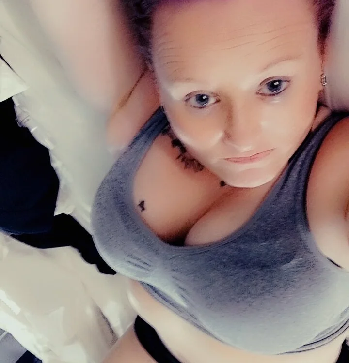 mandybaby87's Offline XXX Chat