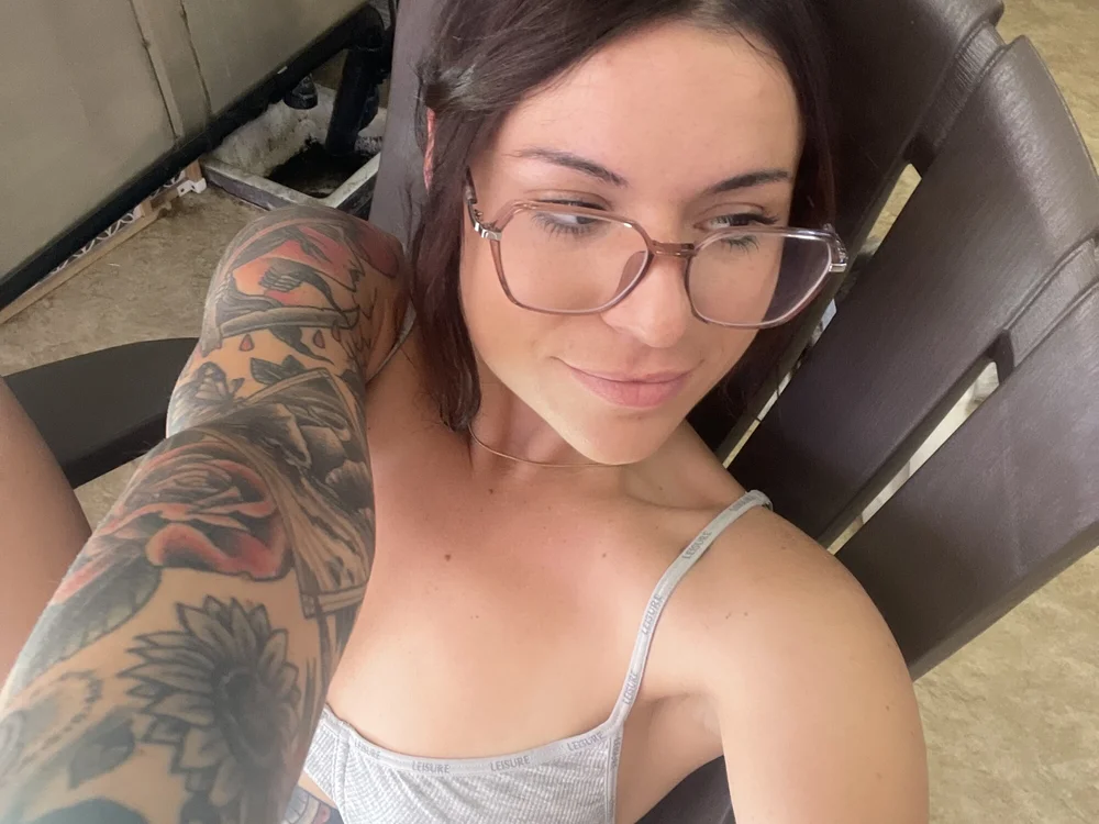 MollyPocket's Offline Chat Room