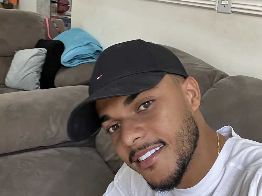MagrinhDoPoder's Offline Chat Room