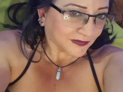 Vivianmature profile