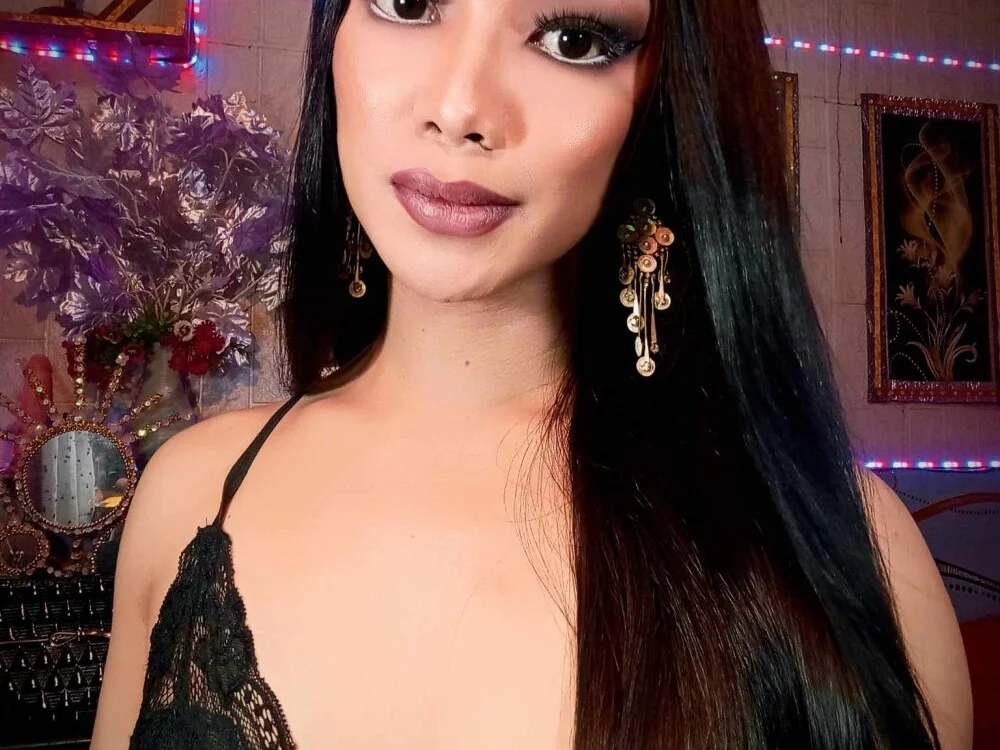 Offline XXX chat modela UrHot_Asian_Lover