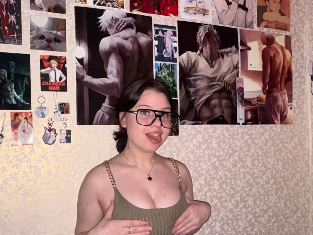 Aloha_baby Adlı Modelin Çevrimdışı XXX Sohbeti