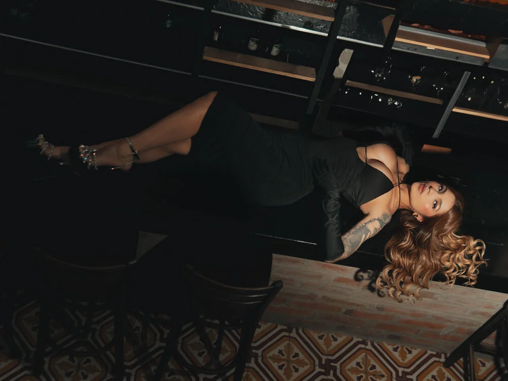 LexieWayne: συνομιλία ΧΧΧ εκτός σύνδεσης