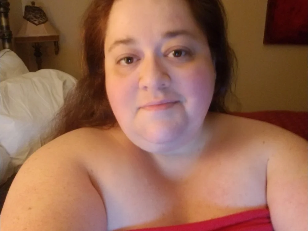 Decemberrayne6942's Offline Chat Room