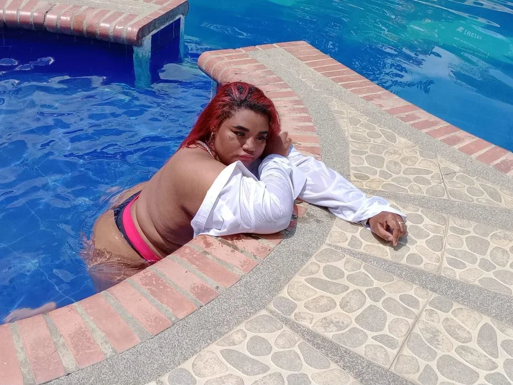 big_bella_monroe's most recent online preview