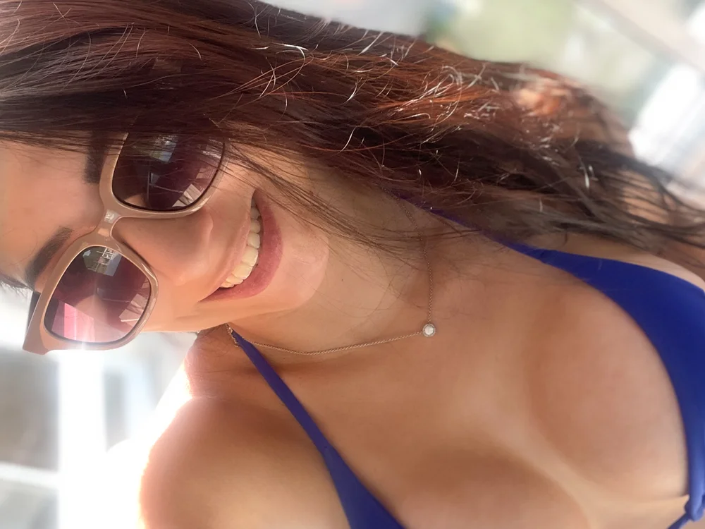 badamandinha's Offline XXX Chat