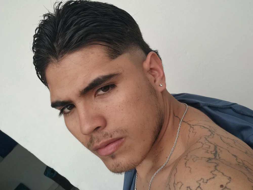 Офлайн-чат XXX Bendecidoxx