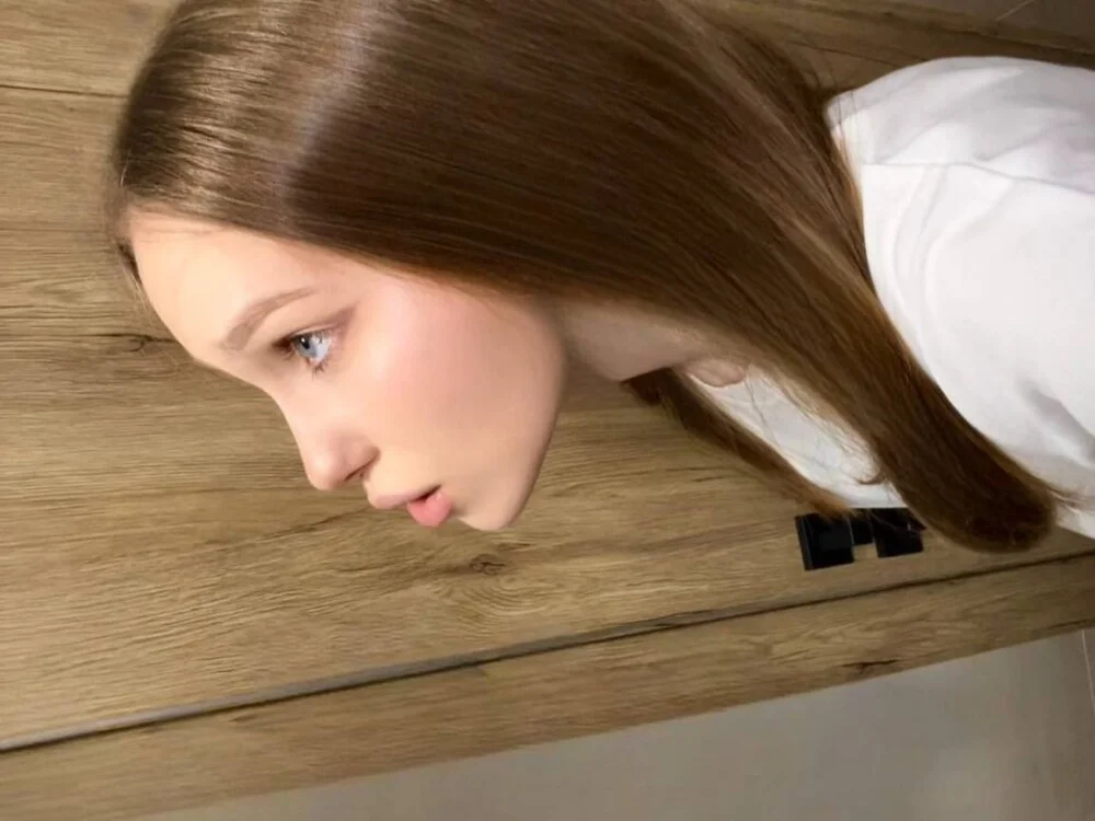 Онлайн чат XXX Alllura