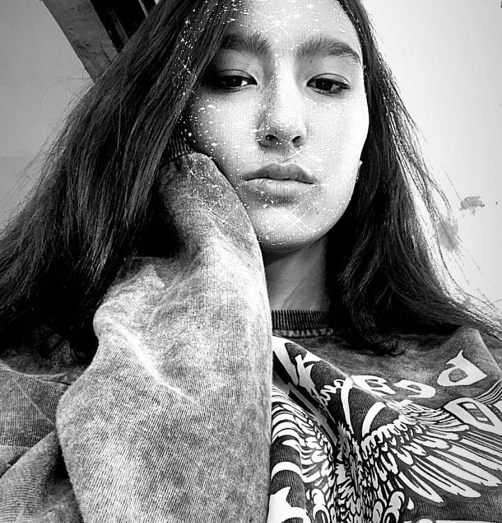 Offline XXX chat CharmMocco