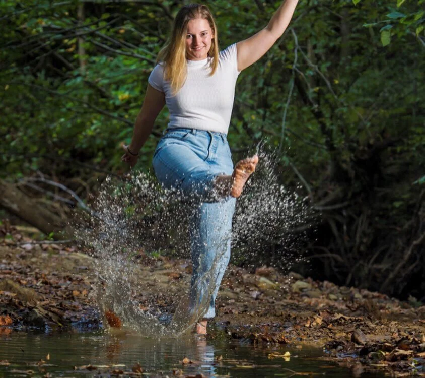 lillythotz's Offline Chat Room