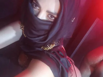 SultanaLayla profile