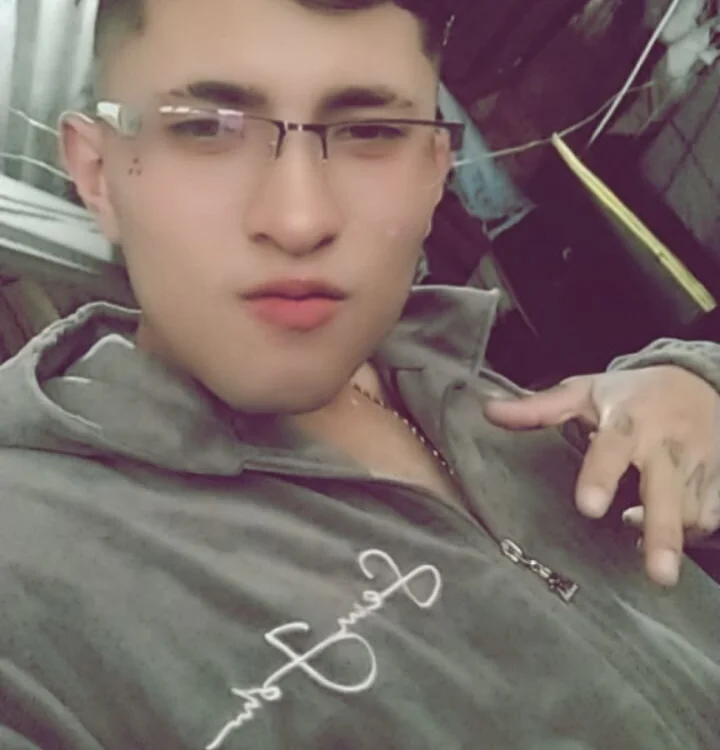 pipimkkwjwjd Chat XXX offline