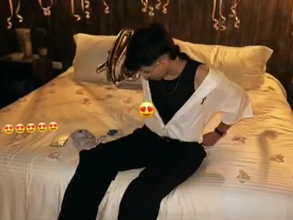 MIKEFONSE- – Offline XXX chat