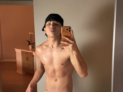 Valentino_TussoJS - Boy 