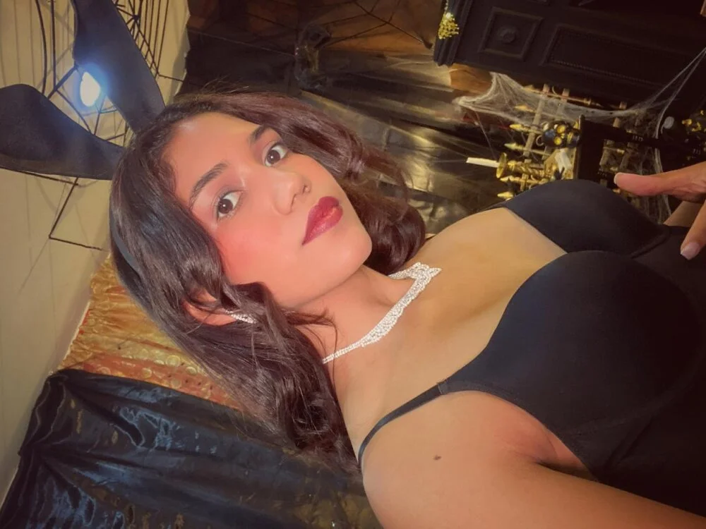 Offline XXX chat modela mia_khali_