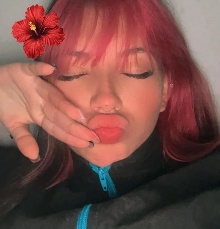 Offline chatovací místnost layla_funny