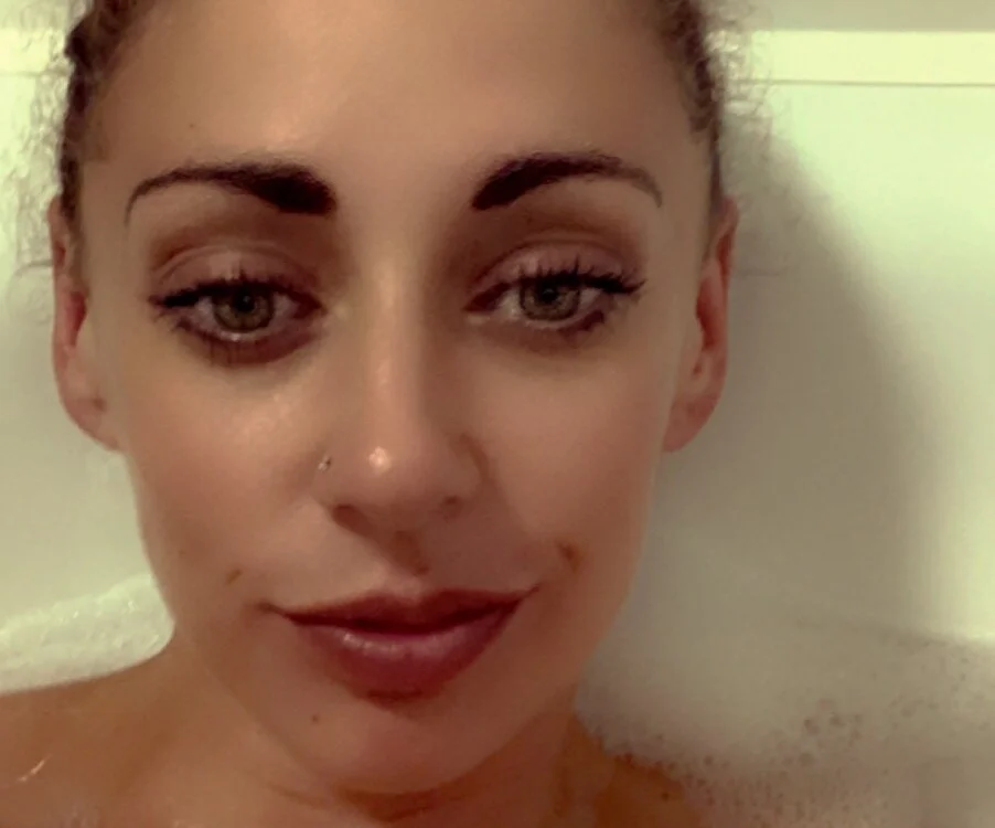 LatoyaLashes' Offline XXX Chat