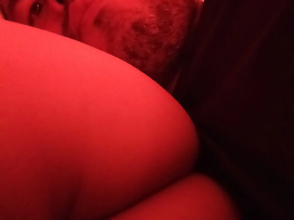 thonyj238 Offline XXX Chat