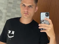 Sweetbooy90 webcam thumbnail