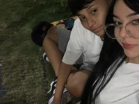 girlssextwo's webcam live show