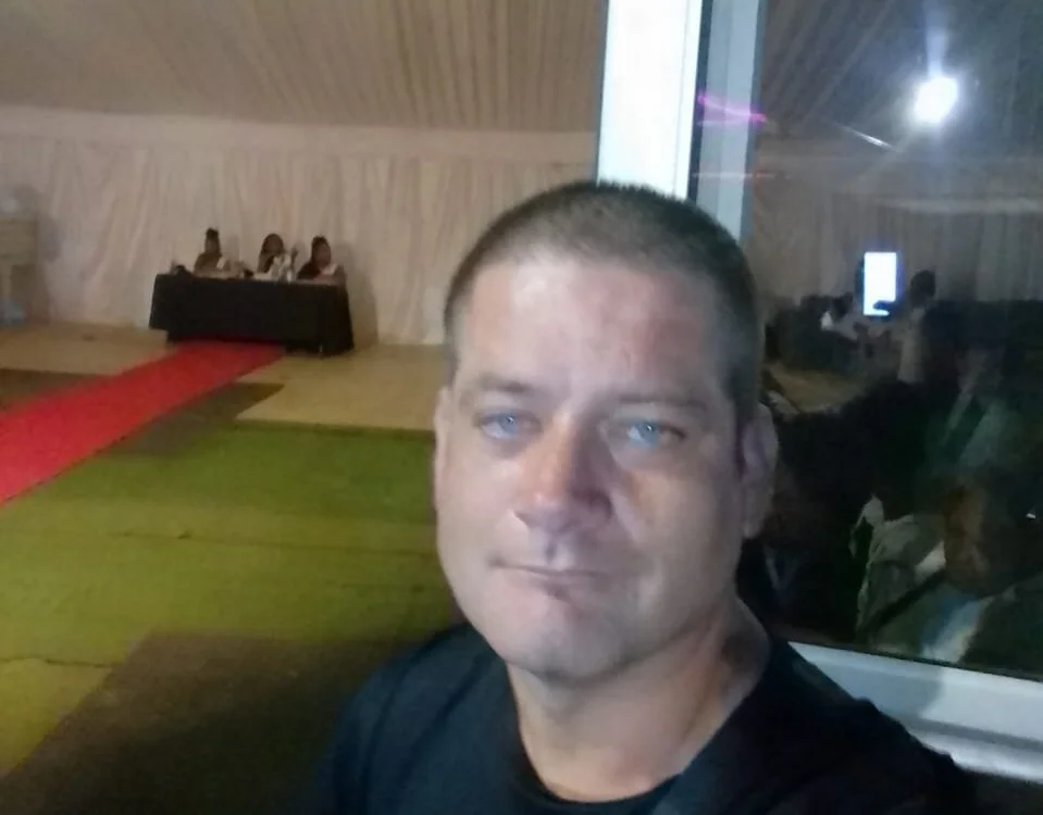 Mzansibeautiesstudion Offline XXX chat