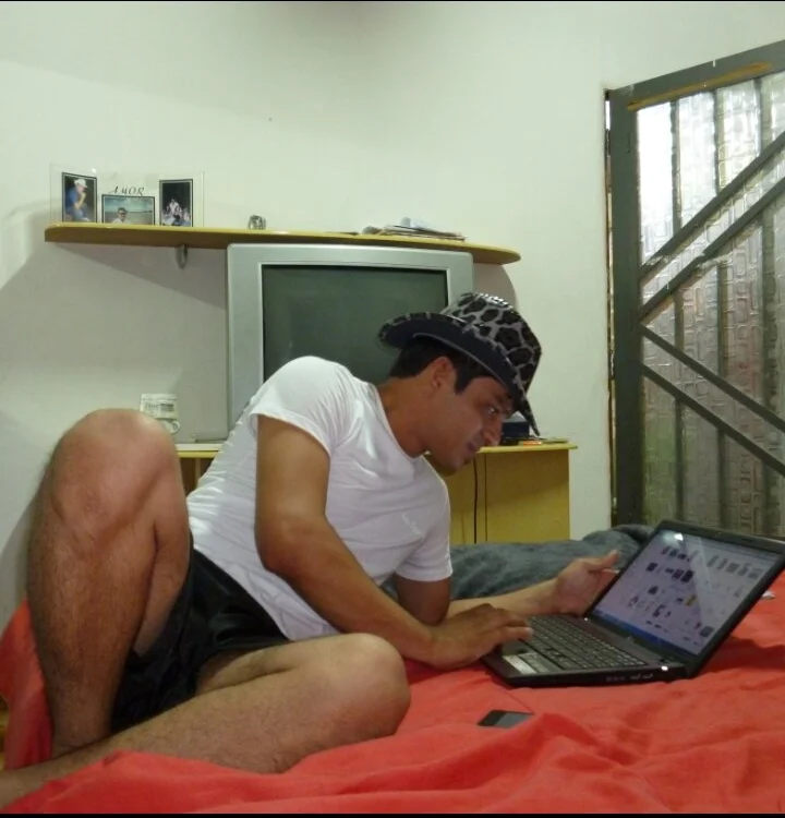marcinho879's Offline Chat Room