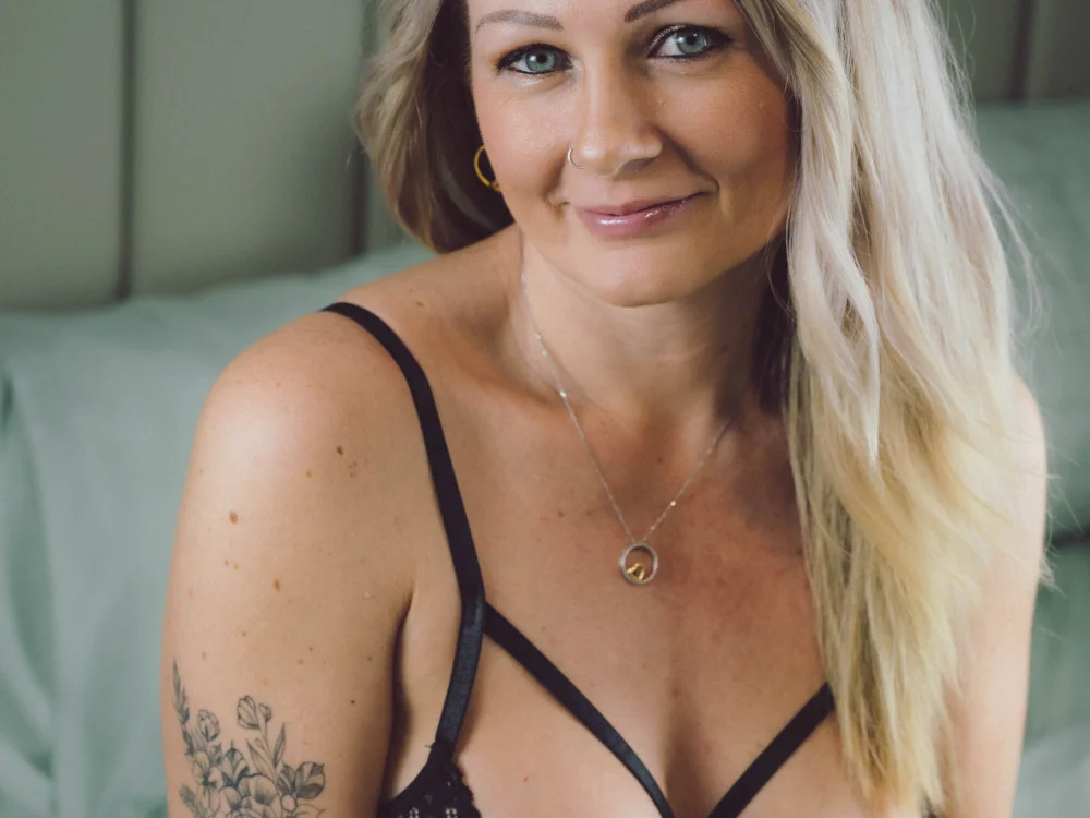 Bilik Sembang Luar Talian BlondeMilf82
