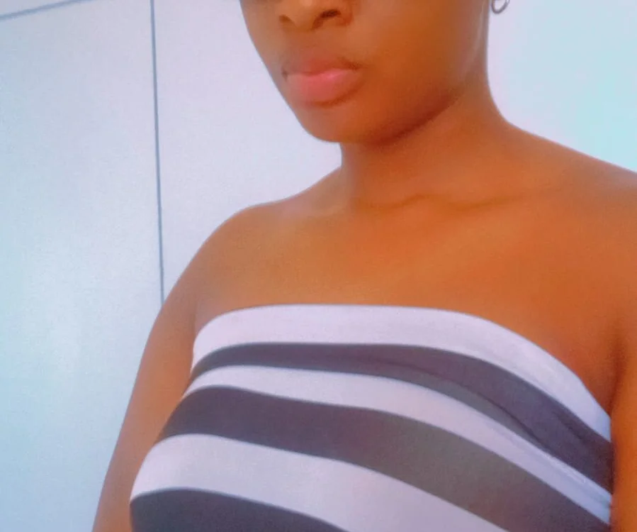 RubyBrown Chat XXX Ngoại tuyến