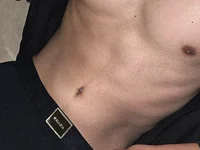 Dickieplay001's webcam live show