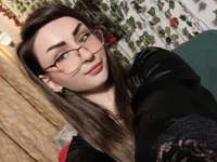 NaughtYHomemadE  élő XXX-chatje