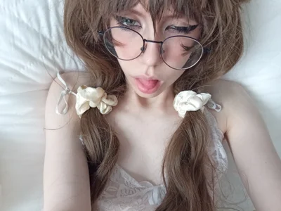 Tiny-Spark - Girl 