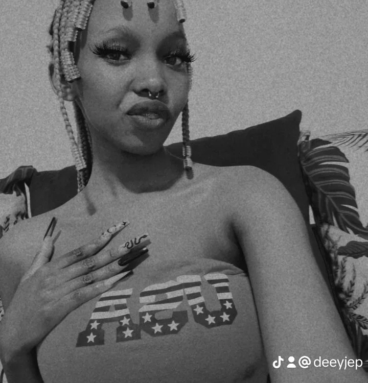 sexxygoldyのオフラインXXXチャット