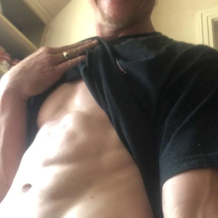 dickemdowncharleybrown 离线XXX聊天