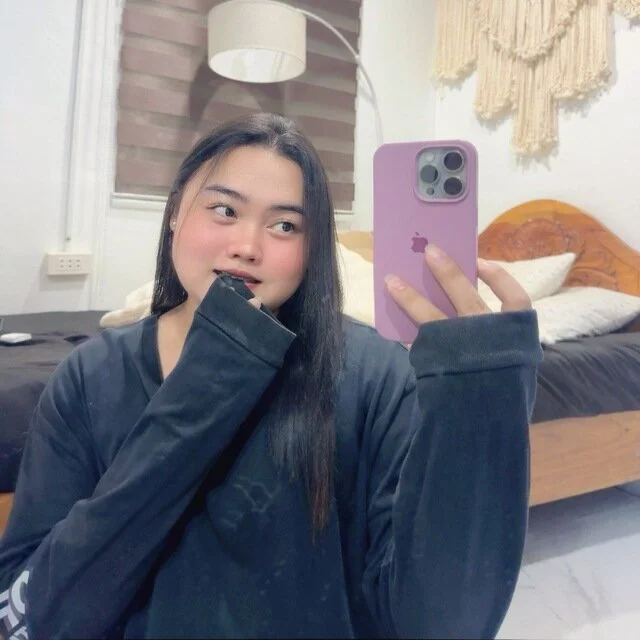 Bella_Bumzyyy's Offline XXX Chat