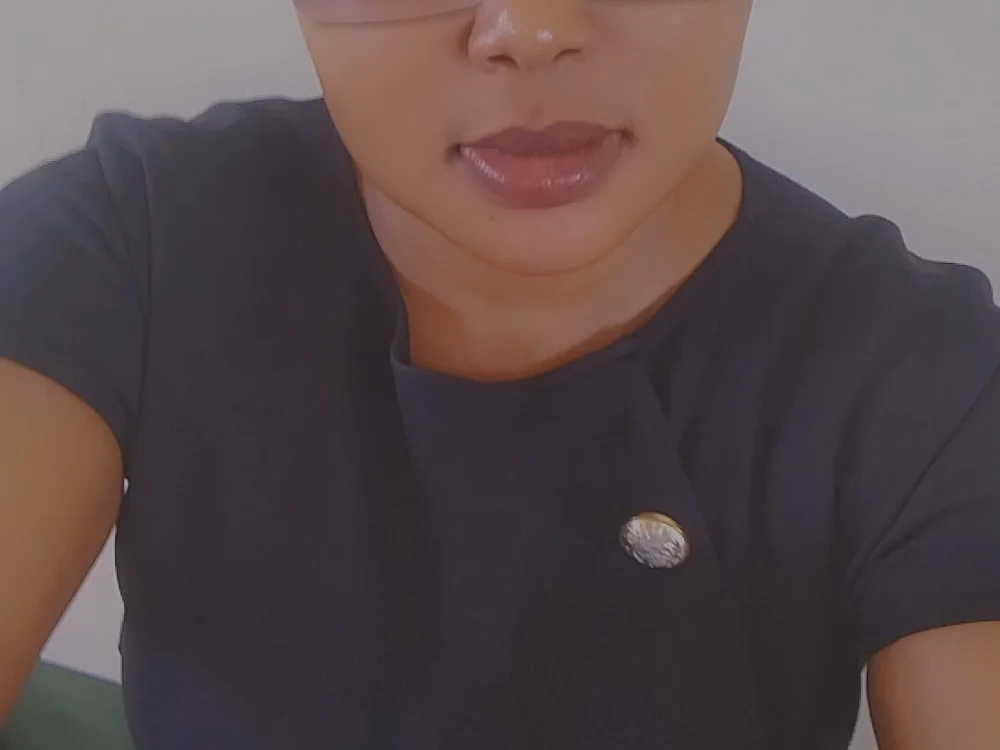 Loice5917's Offline XXX Chat