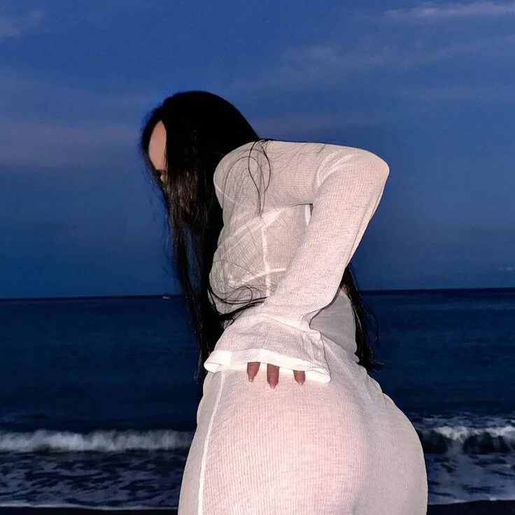 Emyeusexy88 Adlı Modelin Canlı XXX Sohbeti