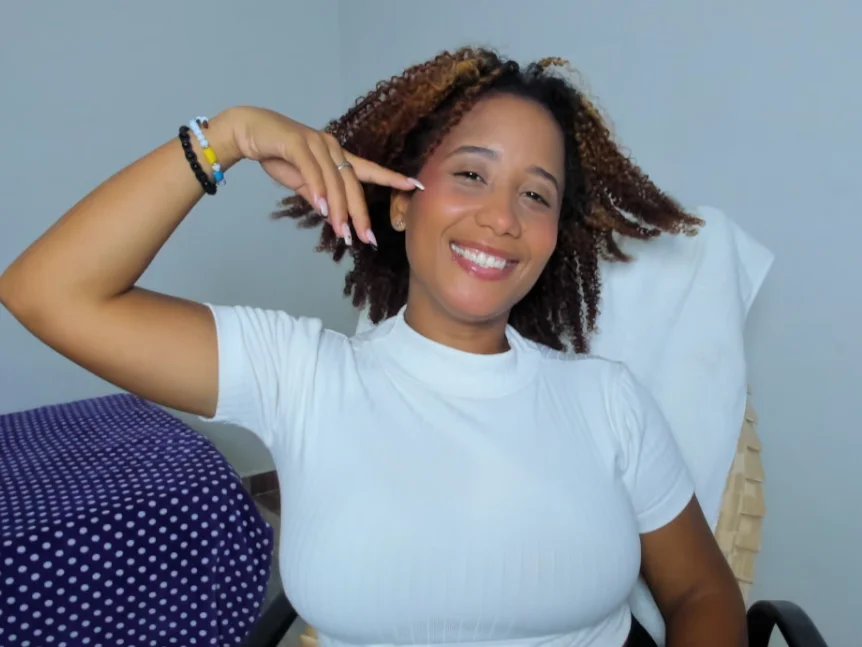 zandra_kiman Offline XXX Chat