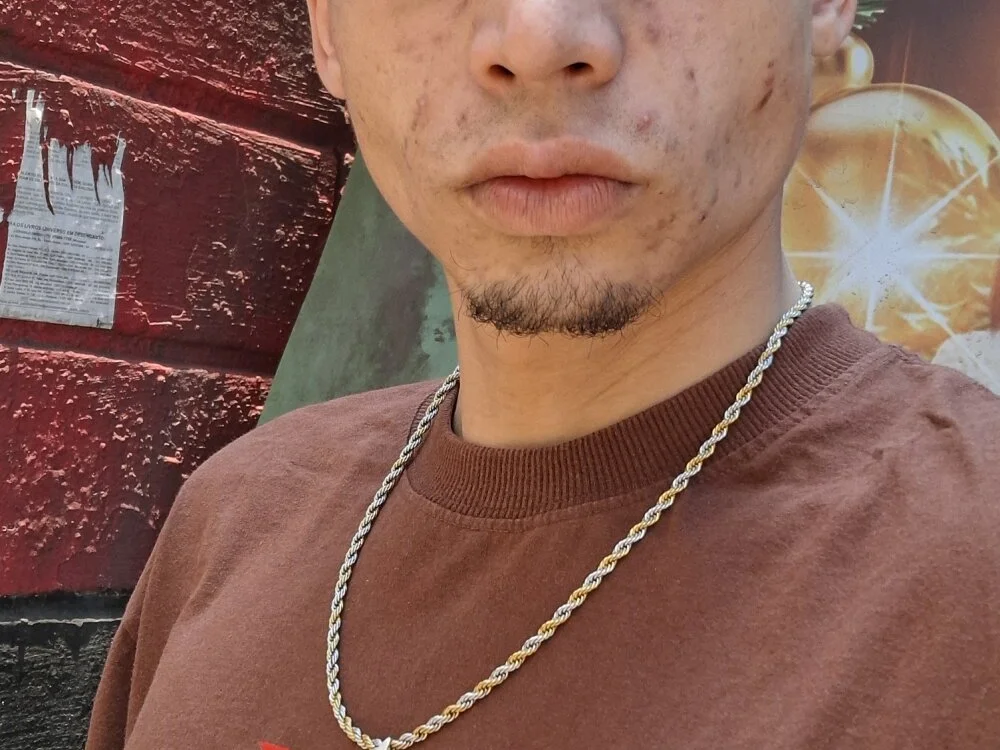 Magrin888n Offline XXX chat