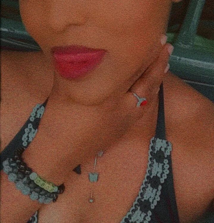 BustyBetty019's most recent online preview