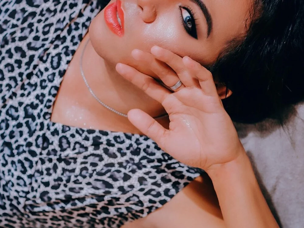 _Carmilla Obrolan XXX Offline