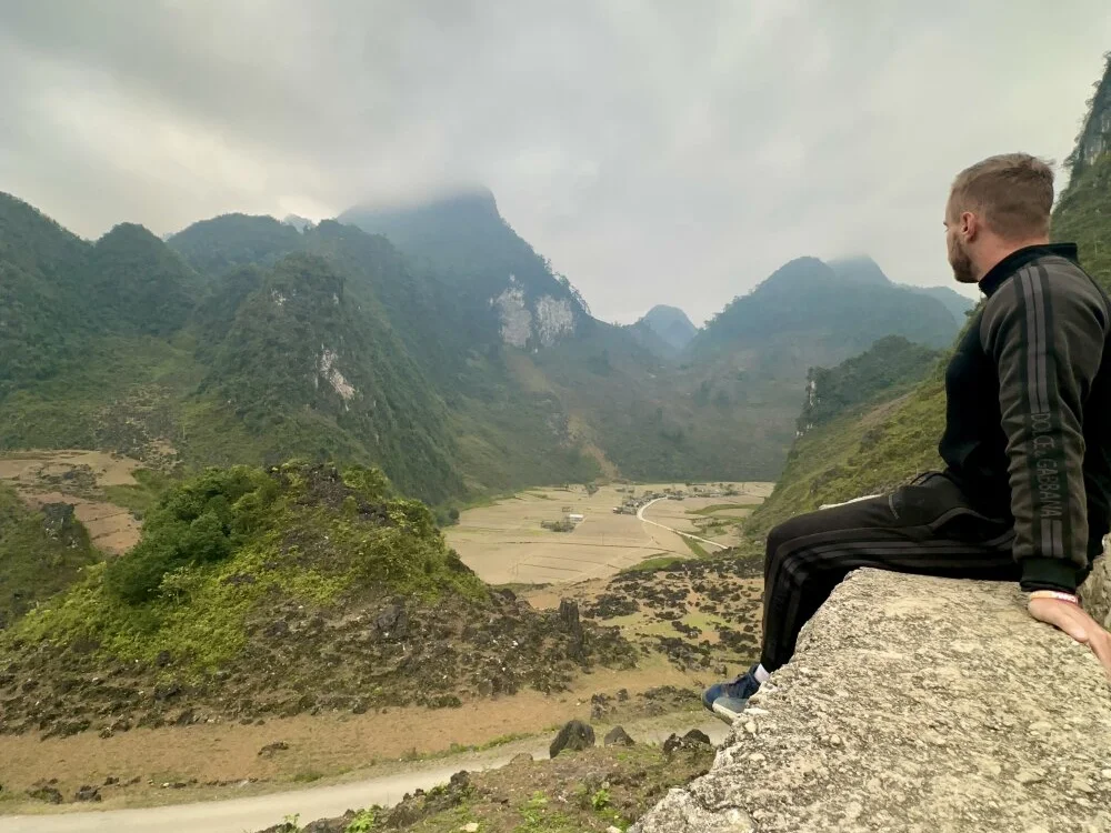 Mikev Obrolan XXX Offline