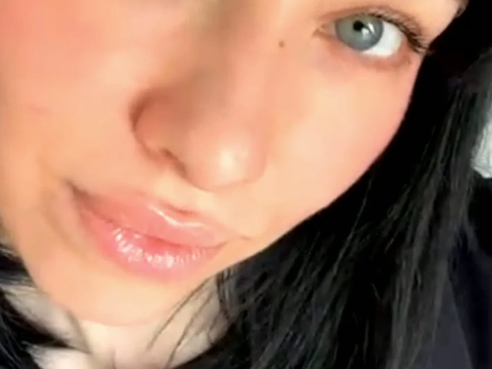 LuisaAlconcel Offline XXX-chat