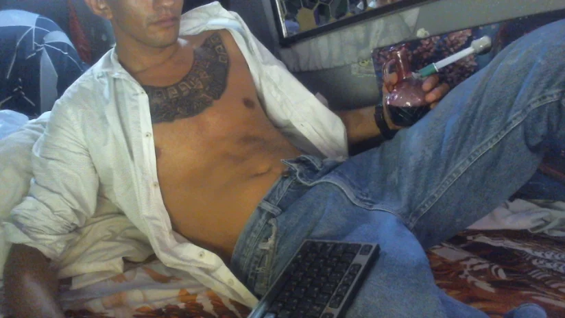 Lord-Vergas offline chatrum