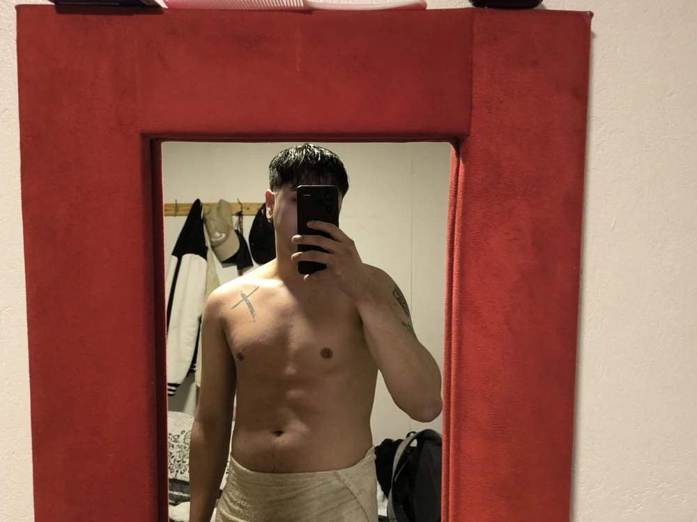 BodyGym18's cam snapshot
