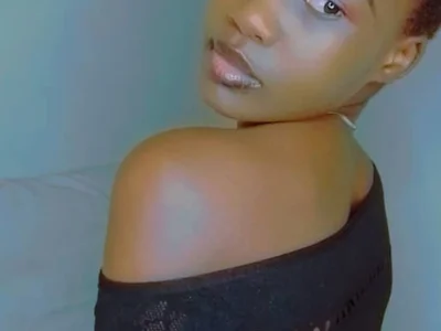 DarkBerries07 Female Twerk Webcam Adult