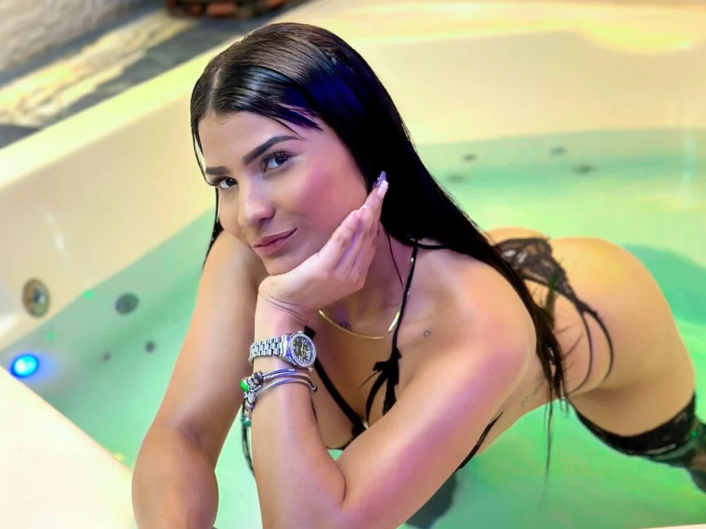 Chat +18 off-line de catalina_and_roger